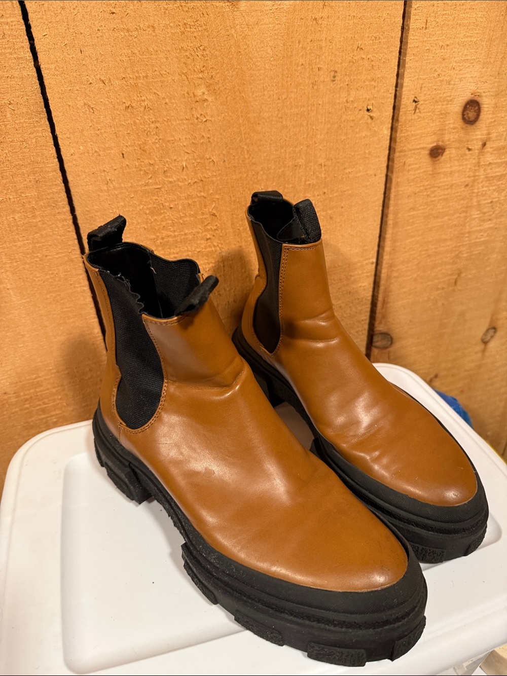 Zara Brown Leather Chelsea Boots with Black Elastic Panels